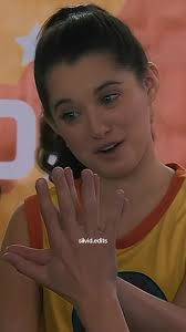 Noobees: La Verdadera Historia de Silvia y David