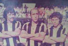 Find the perfect chilena futbol stock photos and editorial news pictures from getty images. Sergio Tiznado On Twitter Recuerdos De Nelson Acosta Como Jugador Y Dt En La Sede De Fernandezvial Seguira Como Director Deportivo Honorario Del Club Ferroviario Https T Co Csa9nojspz Twitter