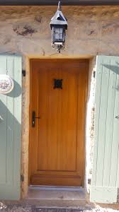 Porte D Entree 1 Vantail Avec Lames Toute Hauteur Chapeau De Gendarme Judas Avec Grille Entree Portes