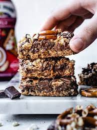 The Layers Of These Sweet And Salty Cereal Snack Bars Complement Each Other So Well For The Perfect Easy Baked Snack Bar Recipes Cereal Snacks Sweet And Salty