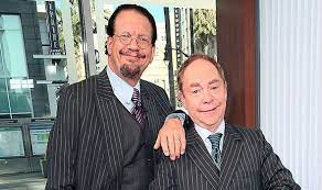 Penn jillette is an american magician, juggler, comedian, musician, inventor, actor, and author. Penn Jillette We Have To Have Two Tricks One That Goes Wrong One That Tops It Theatre Entertainment Express Co Uk
