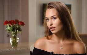 However, he must have given up his original plan to move into the sunny property together with his laura (20) for a long time. Michael Wendler Laura Muller Enthullt Ihre Leidensgeschichte