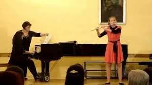 Sivutjulkisuuden henkilötaiteilijahalász géza showvideotkék duna keringő. Balint Anna Hacsaturjan Keringo By Flute Music