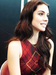 Pin By Kent Lumm On Tv And Movies Adelaide Kane Celebrities Women
