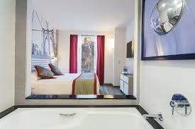 9 Nyc Hotels With Jacuzzis In Room For Relaxing In The Big Apple