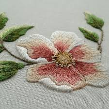 realized i forgot to post the completed wild rose threadpainting so here it is embroidery embroidered embroideredart stezhki vyshivka idei