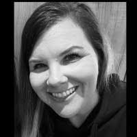 Ashley Sandstrom's Instagram, Twitter & Facebook