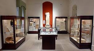 Given its central location within gozo, this settlement grew to become the administrative center of the island in phoenician and roman times. Cittadella Gozo Wikiwand