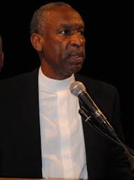 Rev. Floyd Flake endorses Bill Thompson for mayor