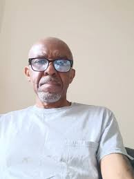 Would you like to be friends with a woman my age? Tell me the truth.. 😘  I'm older than you