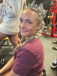 Our very own Buffy Ralls competing in conquer the guanlet today in little  Rock. Not powerlifting but representing Arkansas powerlifting