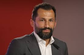 Es werden unter anderem die trainerstationen und seine stationen als spieler aufgelistet. Hasan Salihamidzic Is Officially Promoted To Bayern Munich Executive Board Bavarian Football Works