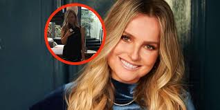 Foto: Fatima Moreira de Melo past strak badpakkie van Fajah Lourens