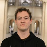 800+ "Schicker" profiles