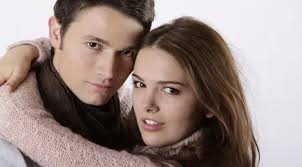 Hitungan weton adalah kalkulasi hari lahir dalam adat jawa untuk menentukan hari baik untuk orang yang dihitung wetonnya. Dua Jenis Hitungan Primbon Jodoh Berdasarkan Weton I Fimela Fimela Com