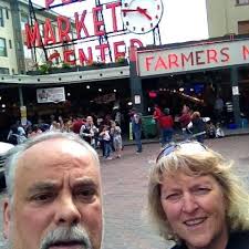 Is anyone selling a saddle 17 or 18 inch seat? Or one they'd be willing to  part with? Looking for something a bit bigger for me and wider for my horse