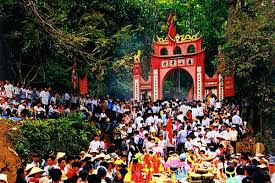 Lễ hội giỗ tổ hùng vương ở đền hùng, tỉnh phú thọ là một sự kiện văn hóa truyền thống quan trọng ở việt nam vào mùa xuân hàng năm. Sang Nay 2 4 Tá»‰nh Phu Thá» Tá»• Chá»©c Lá»… Dang HÆ°Æ¡ng Giá»— Tá»• Hung VÆ°Æ¡ng