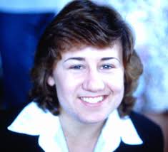 Tributes pour in for 'Arendsvlei' and '7de Laan' actress Crystal-Donna  Roberts 👇