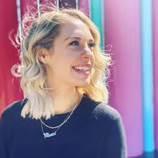 Miranda Garrett's Instagram, Twitter & Facebook