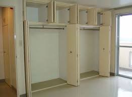 3 Br High Rise E1 E9 W2 O3 Locker Storage Home Decor Home