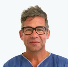 Kieferoperation: Dr. Dr. med. Thomas Furrer