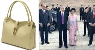 Siti hasmah mohamad ali facts for kids. Mahathir S Wife Siti Hasmah Was Actually Carrying A Us 533 Japanese Hamano Bag Mothership Sg News From Singapore Asia And Around The World