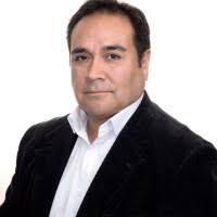 300+ perfiles de «Eduardo Sandoval»