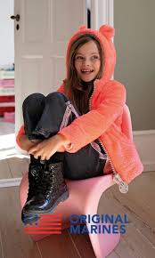 Я нашёл как пофиксить это обязательно запускайте через легаси лаунчер , ссылка на него будет ниже: Catalogo Original Marines Offerte Di Febbraio Prezzi E Sconti Dal 23 09