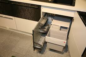 Dabei ist es erst einmal egal. Hailo Einbau Abfallsammler Raumspar Tandem S Swing Unterschrank Mullei Top Shelf De