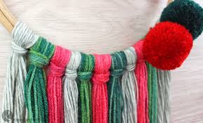 Schriftzeugnis · ↗schriftzug · ↗schriftdeutsch · ↗schriftgemäß · ↗schriftgläubig · ↗schriftverständig. Kreativ Oder Primitiv Stickrahmen Traumfanger