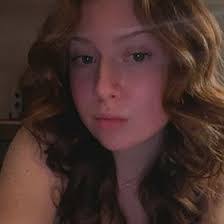 Lisa Veldman's Instagram, Twitter & Facebook