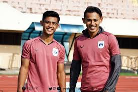 Psis semarang 2020/2021 fikstürü, iddaa, maç sonuçları, maç istatistikleri, futbolcu kadrosu, haberleri, transfer haberleri. Arhan Dan Hari Nur Sudah Gabung Latihan Psis Semarang Antara News