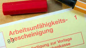 Wenn ein arbeitnehmer ein attest vom arzt bekommt, dass er bestimmte tätigkeiten aus gesundlichen gründen nicht ausüben kann, bis wann muss dieses dem arbeitgeber vorliegen? Arbeitswelt Krankmeldung In Corona Zeiten Das Mussen Sie Beachten Augsburger Allgemeine