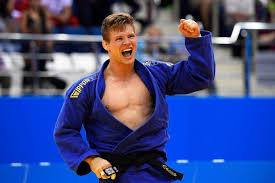 Il sera opposé au géorgien tato grigalashvili (ijf 4) qui a expédié le néerlandais frank de wit en 23 secondes pour le compte. Elf Belgen Mogen Naar Wk Judo In Tokio Meer Sport Hln Be