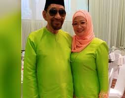 7,041 likes · 361 talking about this. Balu Allahyarham Datuk A Rahman Hassan Datin Fadilah Mansor Di Kejarkan Ke Hospital Masalah Jantung