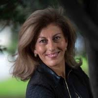 90+ perfiles de «Samia»