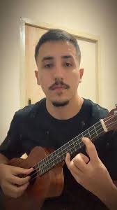 Dedilhado lindo no Ukulele 🎶
