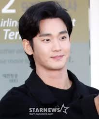 Excuse me just don't drag Korean people's everywhere not everyone is same I  support him too.....