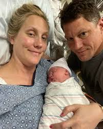 Jesse Gresham's Instagram, Twitter & Facebook