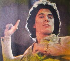 ISA MUNANG PATALASTAS: 487. Channeling Travolta: VICTOR LAUREL, dành cho trang phục thường ngày TOP SEED, 1978