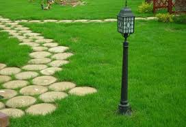 25 Yard Landscaping Ideas Curvy Garden Path Designs To Feng Shui Homes Small Garden Path Ideas Yard Landscaping Garden Paths