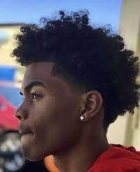 Nice 40 Adorable Haircuts For Curly Hair Guys More At Http Fashionfezt Com Index Php 2018 08 18 40 Adorabl Curly Hair Styles Curly Hair Fade Tapered Haircut