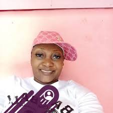 Pretty girls is everywhere but the woman that will support and pray for you  is rare💓🙍