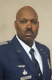 Kenneth Fortes's Instagram, Twitter & Facebook