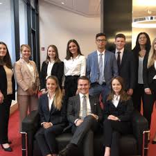 For more info check our official website. Hsbc Deutschland Als Arbeitgeber Gehalt Karriere Benefits Kununu