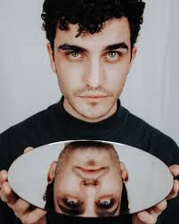 Beeli (@thebeeli) • Instagram photos and videos