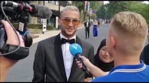 Thanks for watching ️if you like this video don't forget a like and subscribe 👍for more videos 🎬 : Ø¨Ø§Ù„ÙÙŠØ¯ÙŠÙˆ Ø­ÙƒÙŠÙ… Ø²ÙŠØ§Ø´ ÙŠØ³Ù„Ù… ÙˆØ§Ù„Ø¯ØªÙ‡ Ø¬Ø§Ø¦Ø²Ø© Ø£ÙØ¶Ù„ Ù„Ø§Ø¹Ø¨ ÙÙŠ Ø§Ù„Ø¯ÙˆØ±ÙŠ Ø§Ù„Ù‡ÙˆÙ„Ù†Ø¯ÙŠ Ù…Ø´Ø§Ù‡ÙŠØ±
