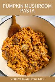 This parmesan spinach mushroom pasta skillet is the ultimate win for vegetarian weeknight dinners! Pumpkin Mushroom Pasta Upbeet Kaleing It