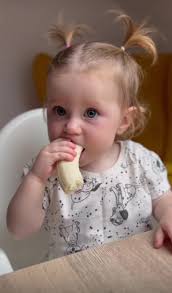 Cute baby eating banana🍌🍌🍌#cute #baby #video #foryou #viralvideo #😍😍😍  #short