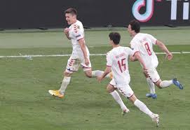 Дания забивает в 10 из 12. Avgvdrdddicjem